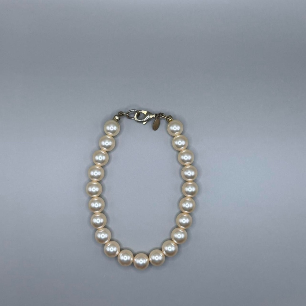Vintage Cream Colored Faux Pearl Bracelet